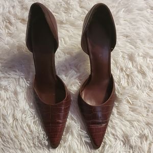 Burgany 3 1/2 in black heel